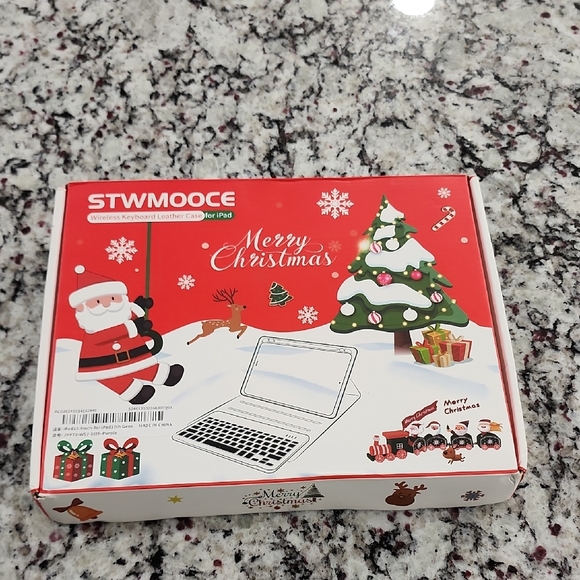 Wireless Keyboard And Case For iPad  10.9" / iPad 10th Gen. Periwinkle Blue. - Picture 4 of 6